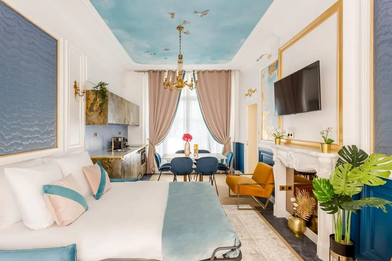Appartement Merveil - Luxury Suite -Champs Elysees-Haussmann I Paris France