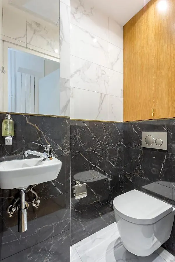 Merveil - Luxury Suite -Champs Elysees-Haussmann I Paris 0*,